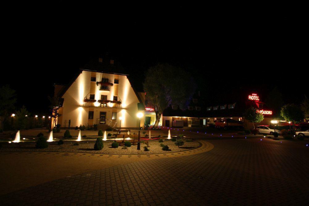 Hotel Na Półboru Sieradz Exterior foto