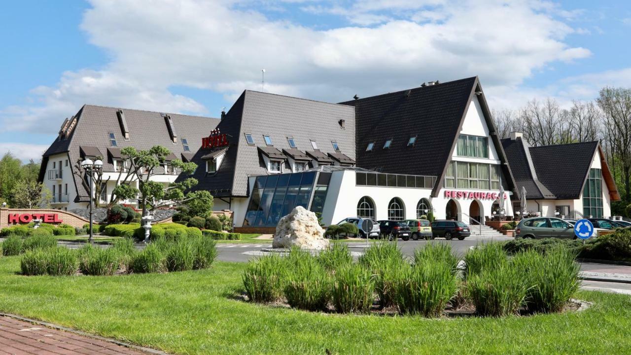 Hotel Na Półboru Sieradz Exterior foto